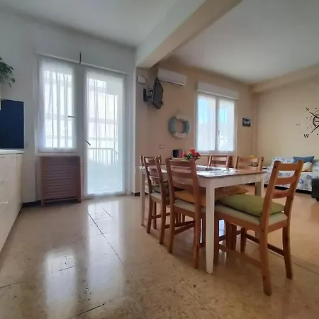 Apartment New House La Spezia